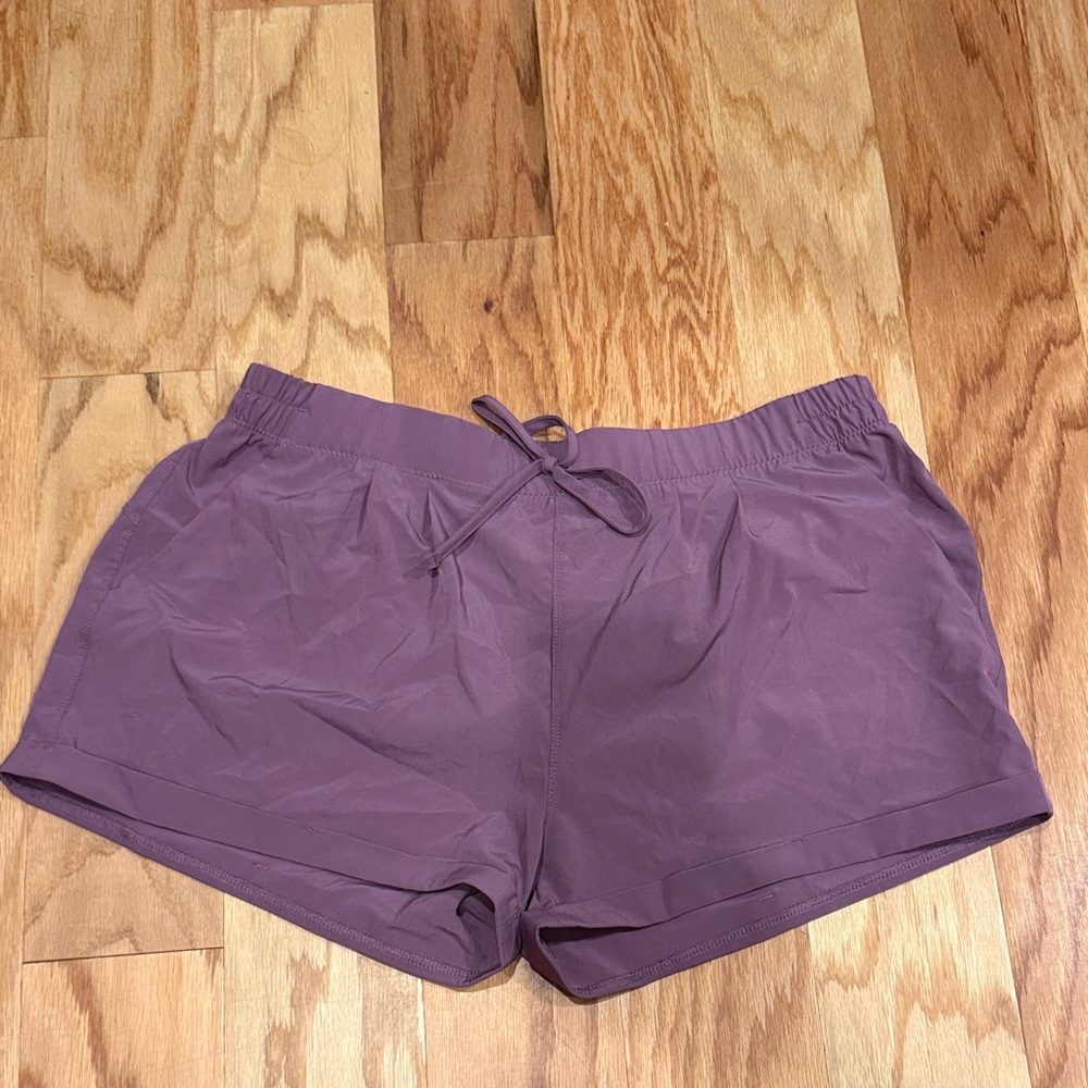 Zyia Active Lavender Summer Shorts - New With Tags! XXL